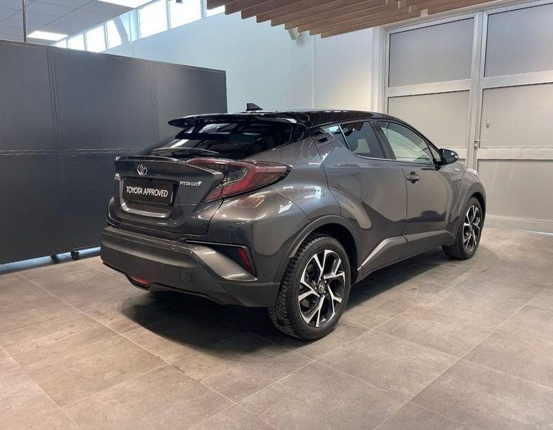 Toyota C-HR 1.8 Hybrid E-CVT Dynamic