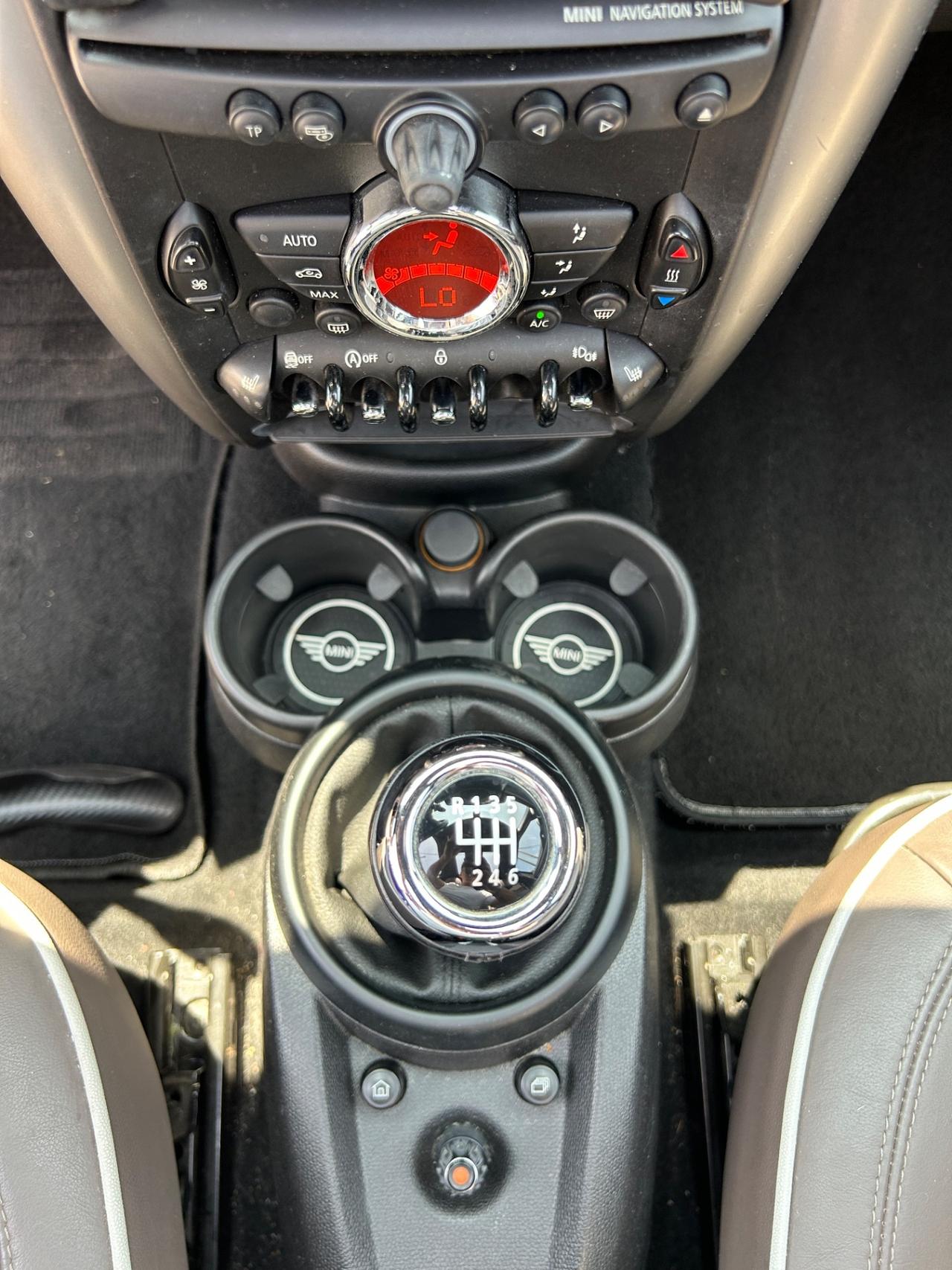 Mini One Countryman 1.6 90 cv-2016-NAVI-PELLE-AMBIENT LIGHT