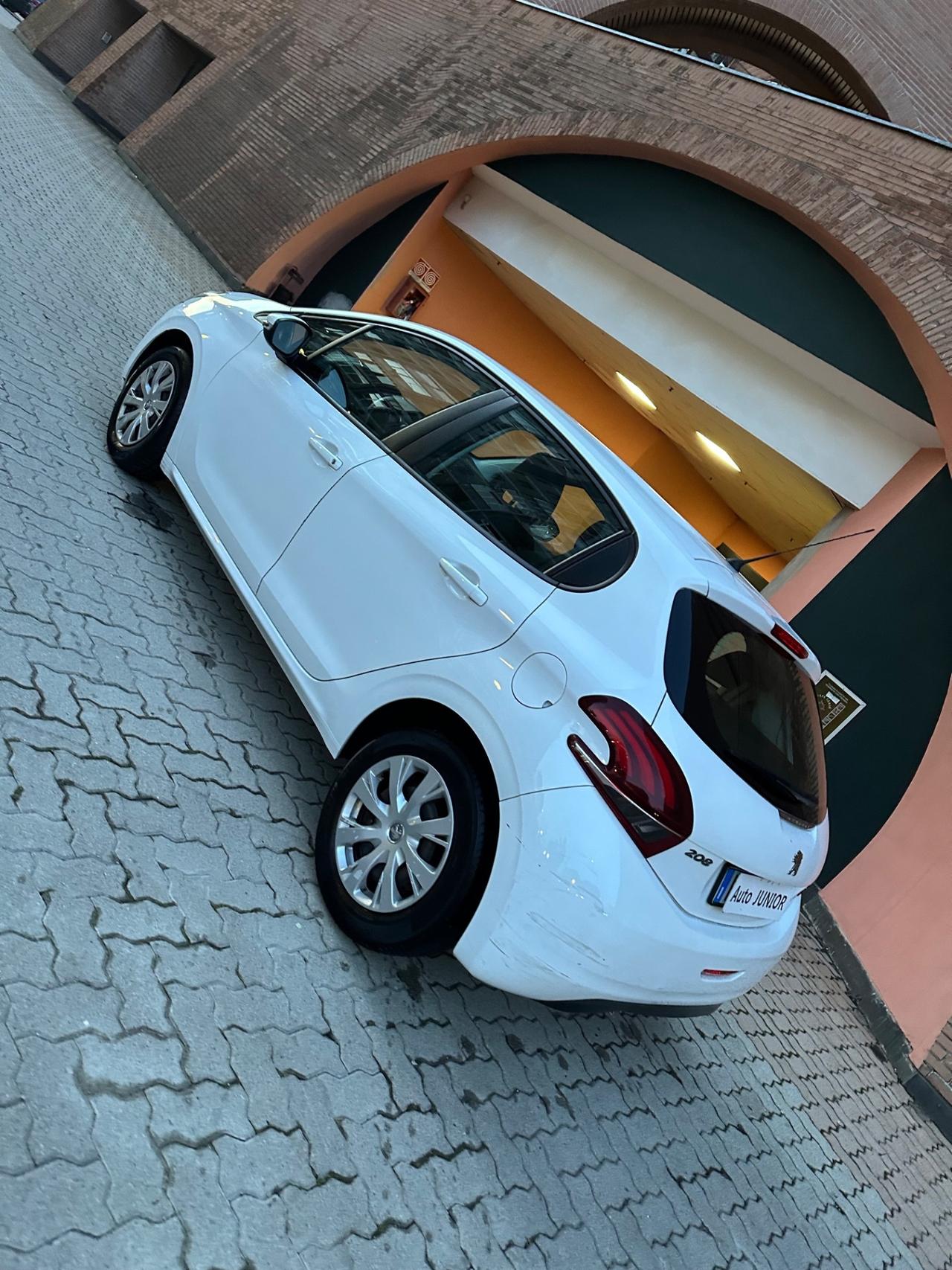 Peugeot 208 BlueHDi 75 5 porte Active