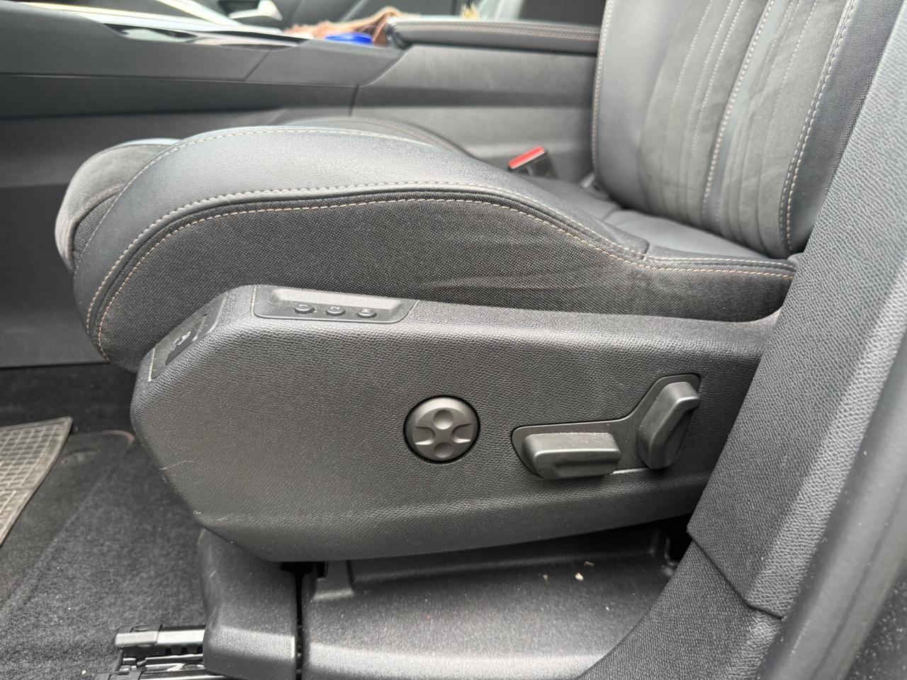 Peugeot 5008 BlueHDi 130 S&S EAT8 GT