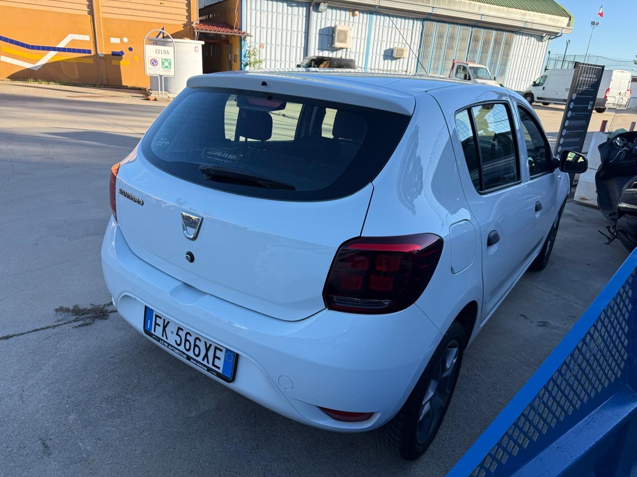 Dacia Sandero 1.5 dCi 8V 75CV Start&Stop Lauréate