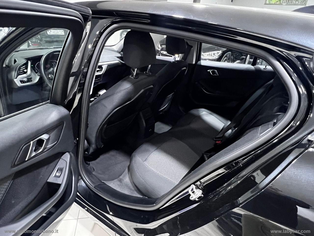 BMW 116d 5p. Business Advantage