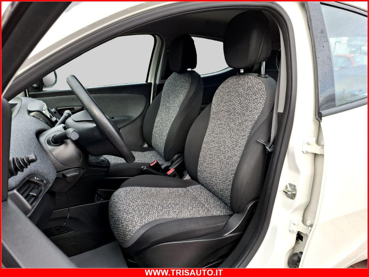 LANCIA Ypsilon 1.0 Hybrid Silver NEOPATENTATI