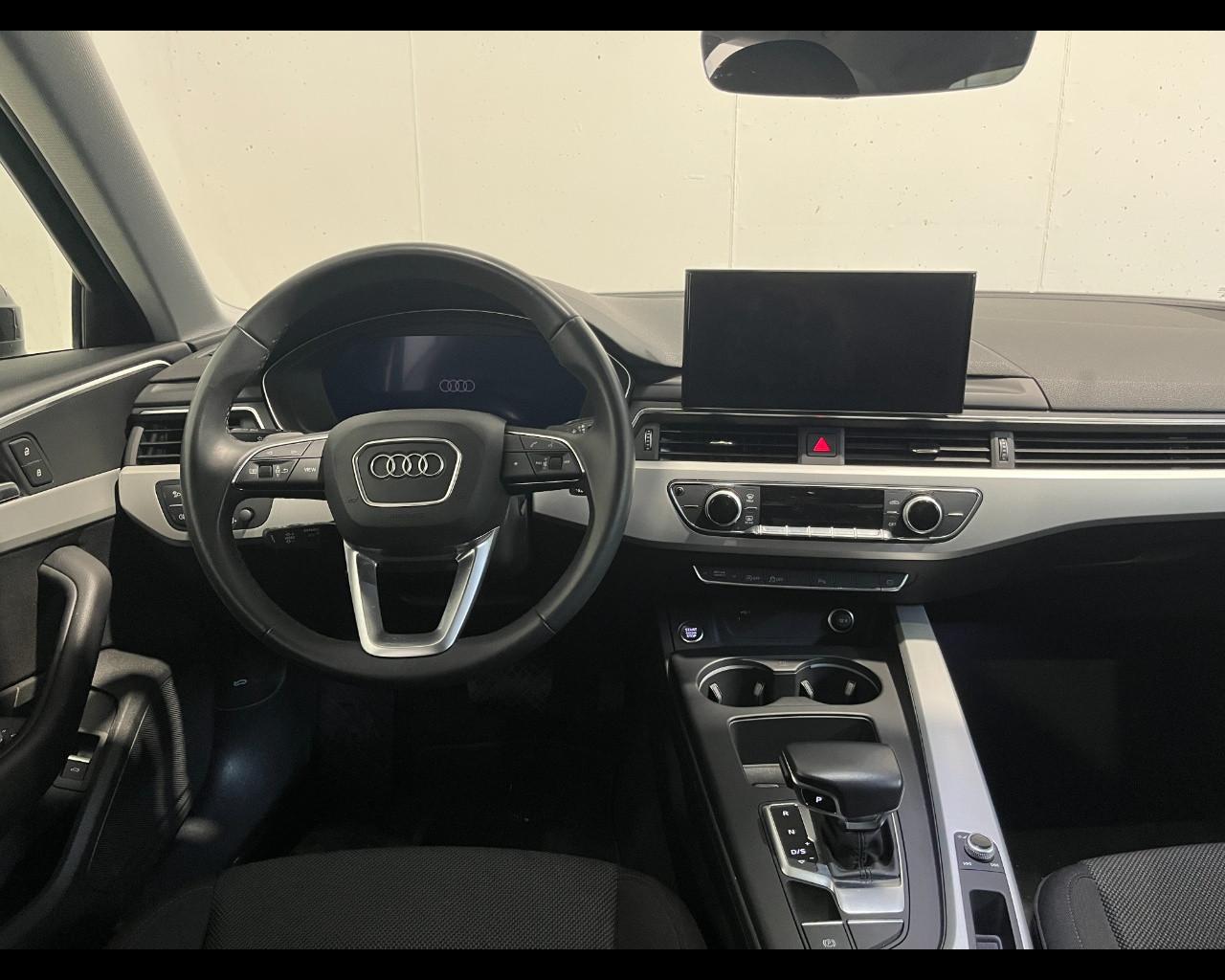 AUDI A4 AVANT 35 TDI S-TRONIC BUSINESS ADVANCED
