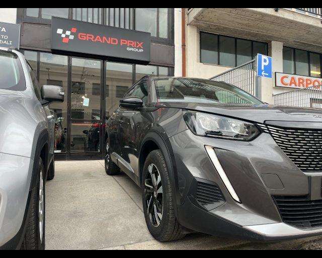 PEUGEOT 2008 PureTech 100 S&S Allure