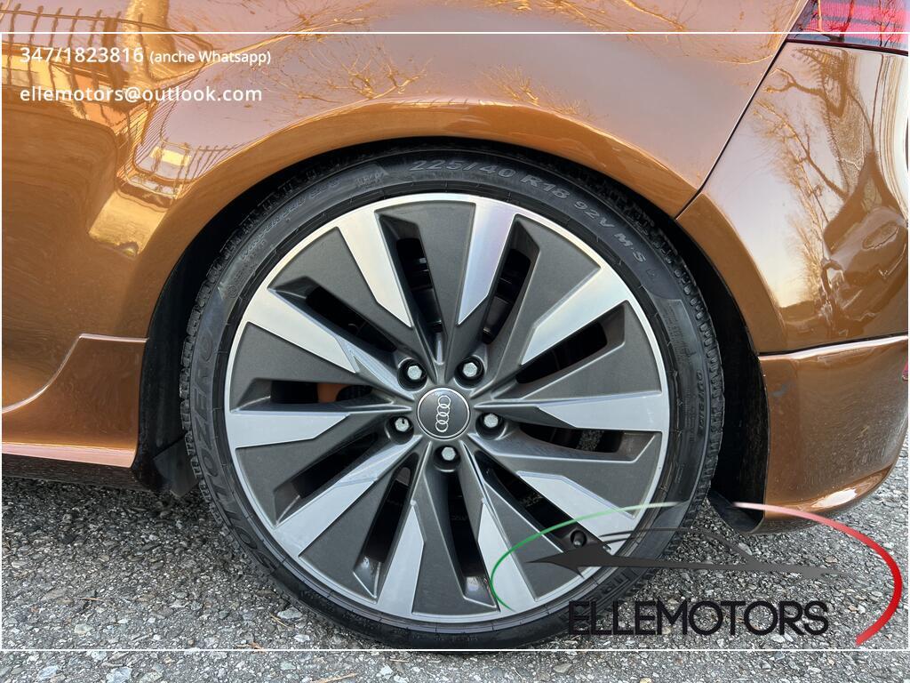 Volkswagen Golf GTI 2.0 TFSI GTI