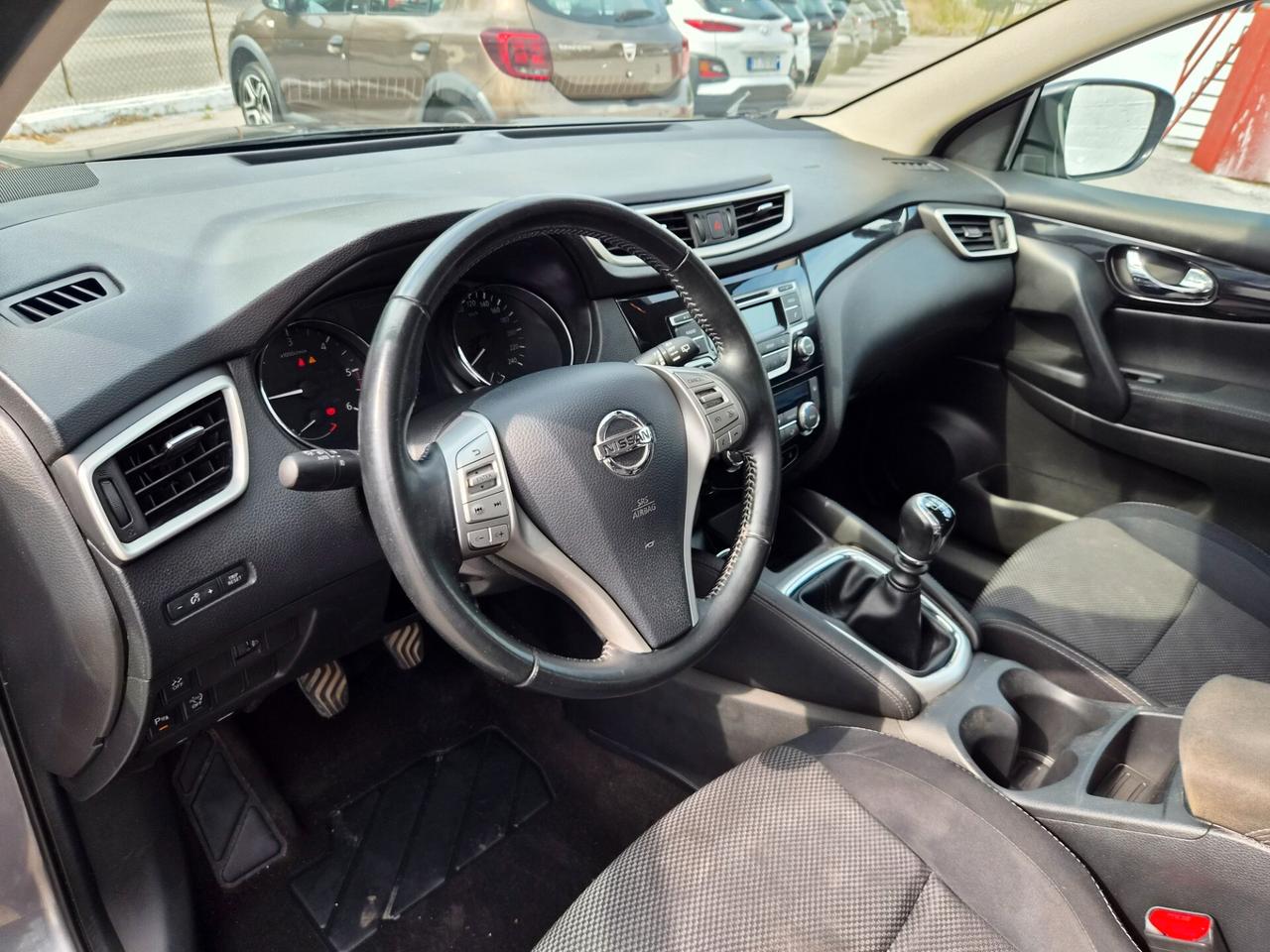 Nissan Qashqai 1.5 dCi Visia