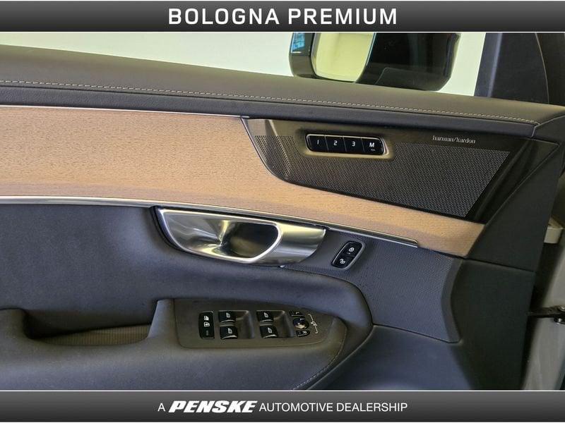 Volvo XC90 XC90 T8 Plug-in Hybrid AWD automatico 7 posti Ultra Dark