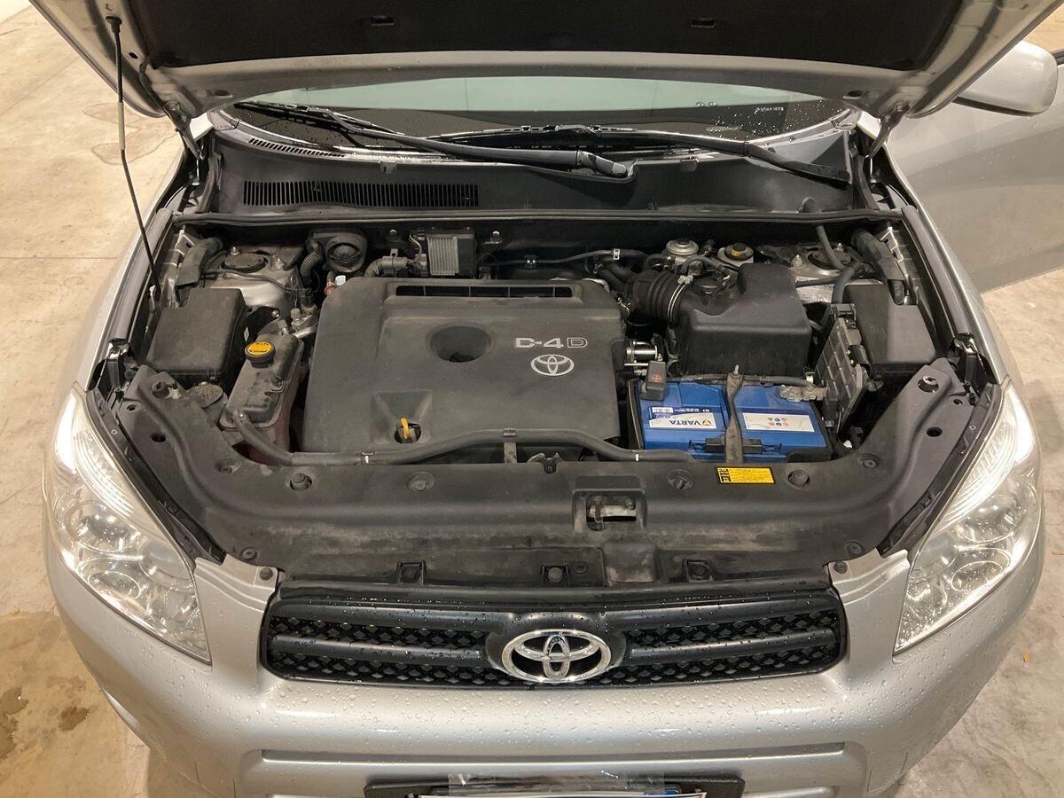Toyota RAV 4 RAV4 2.2 Diesel 136 CV