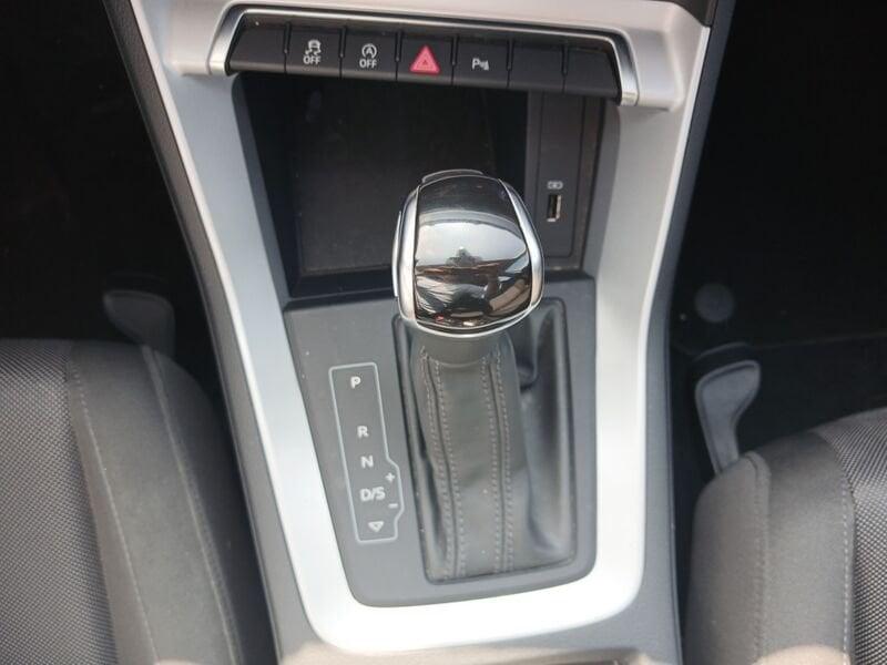 Audi Q3 2.0 35 TDI Business S Tronic
