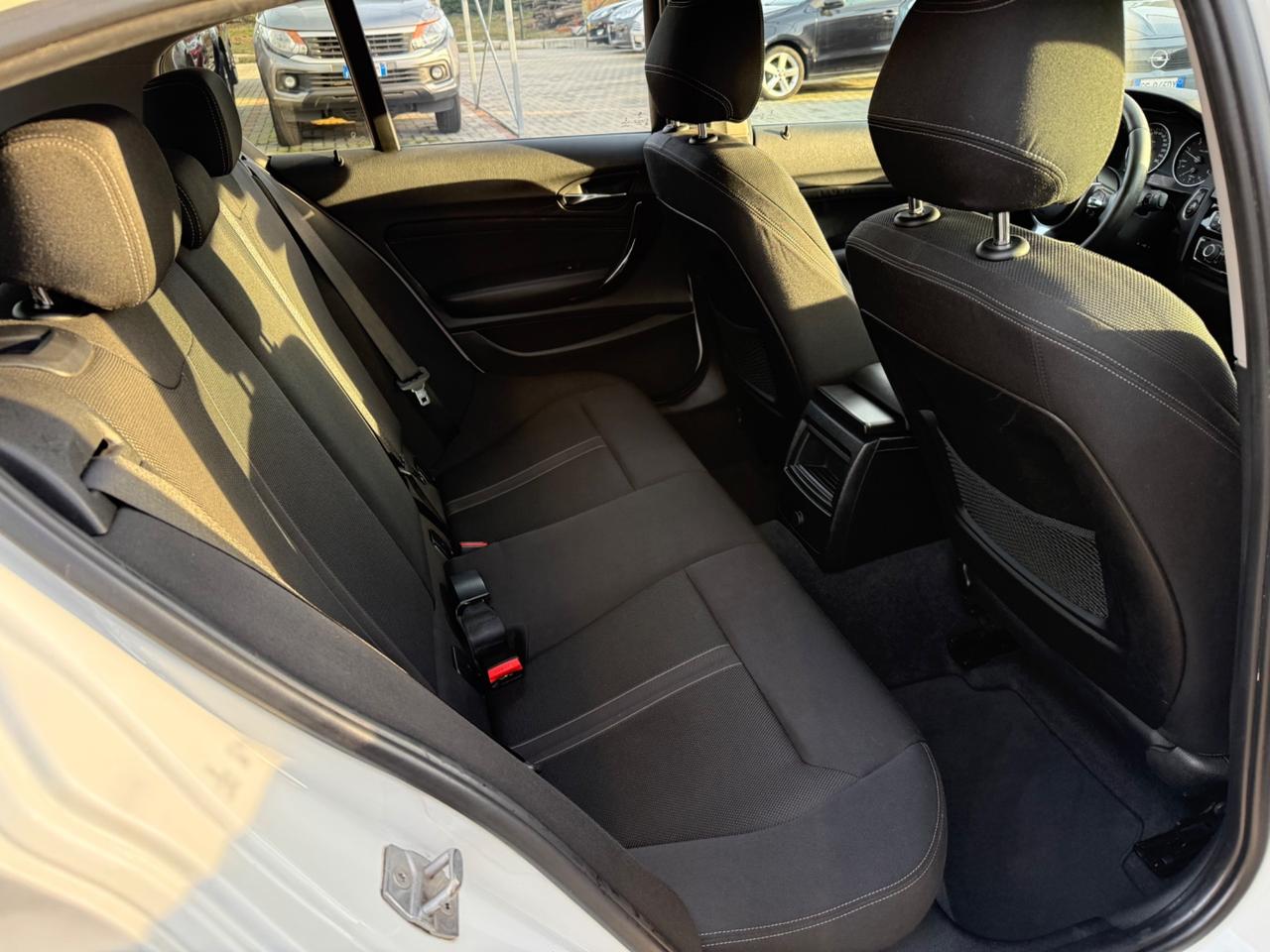 Bmw 120d 5p. Sport 190CV CAMBIO AUTOMATICO