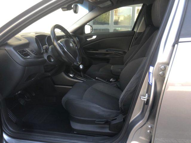 ALFA ROMEO Giulietta 1.6 JTDm-2 105 CV Distinctive