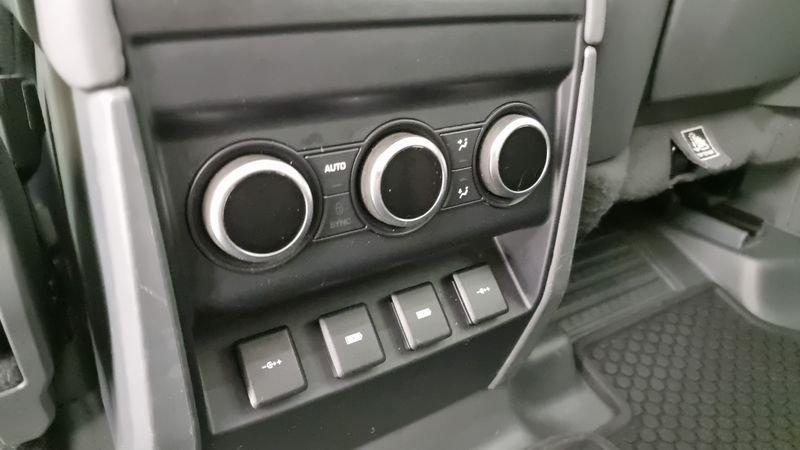 Land Rover Defender 110 3.0 l6 400 CV AWD Auto First Edition 7 Posti