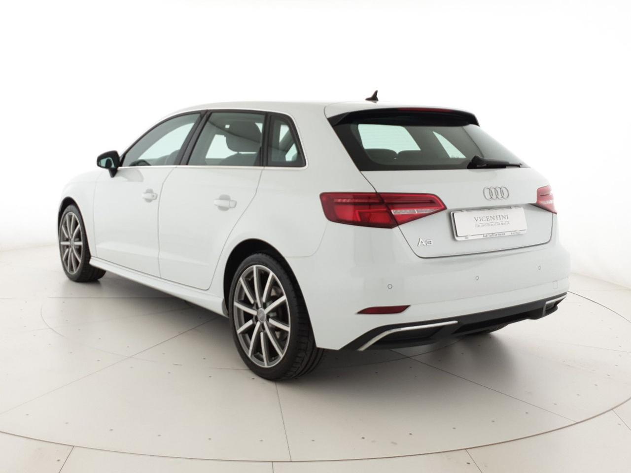 Sportback 40TFSIe 204CV S tronic Admired