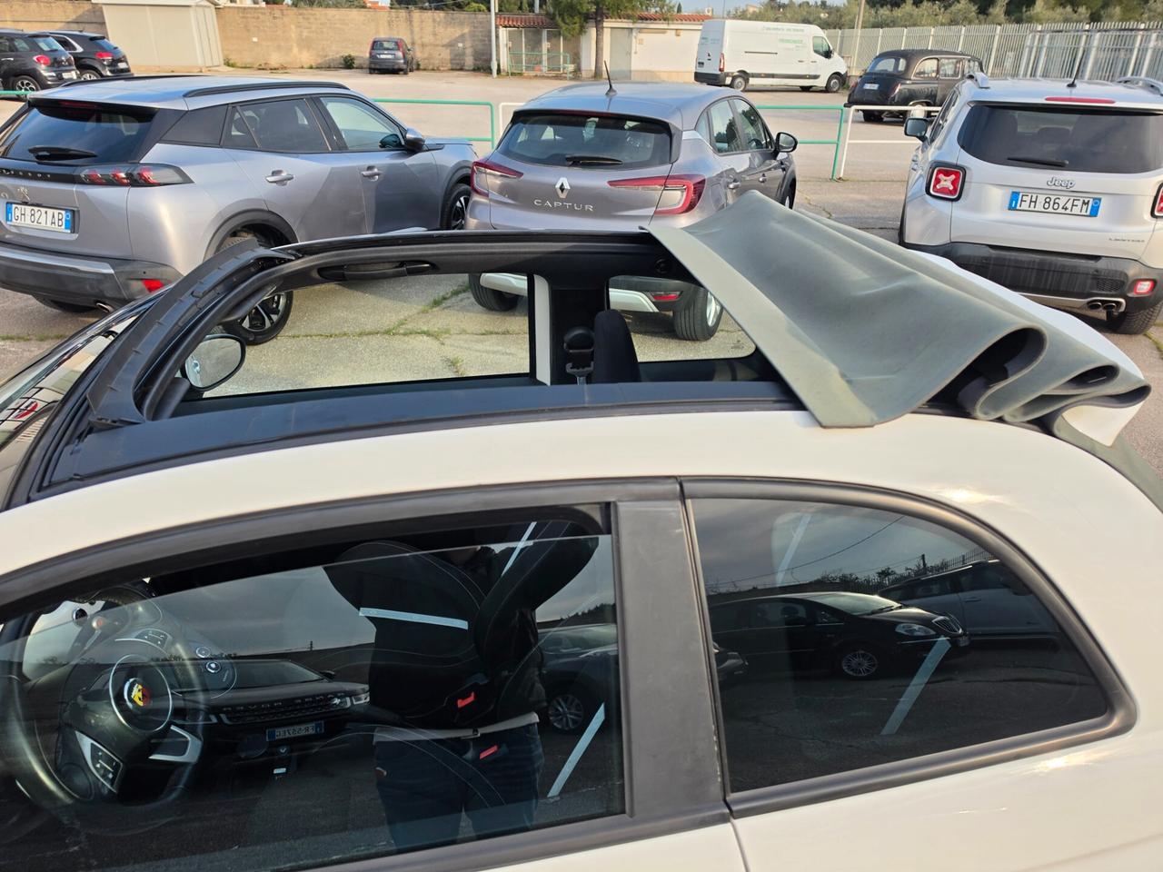 Abarth 500 C 1.4 Turbo T-Jet MTA