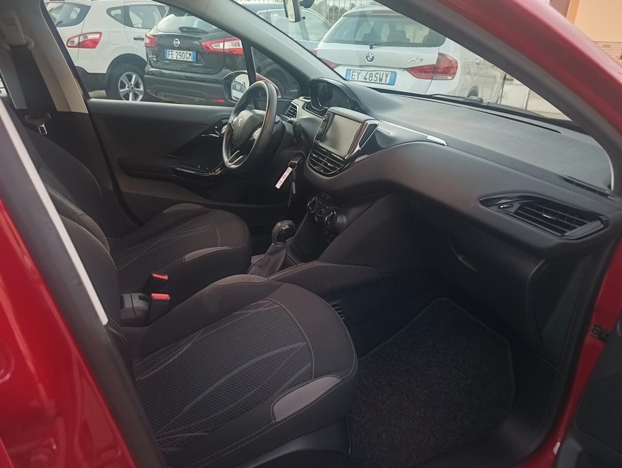 Peugeot 208 1.4 HDi - anno 2013