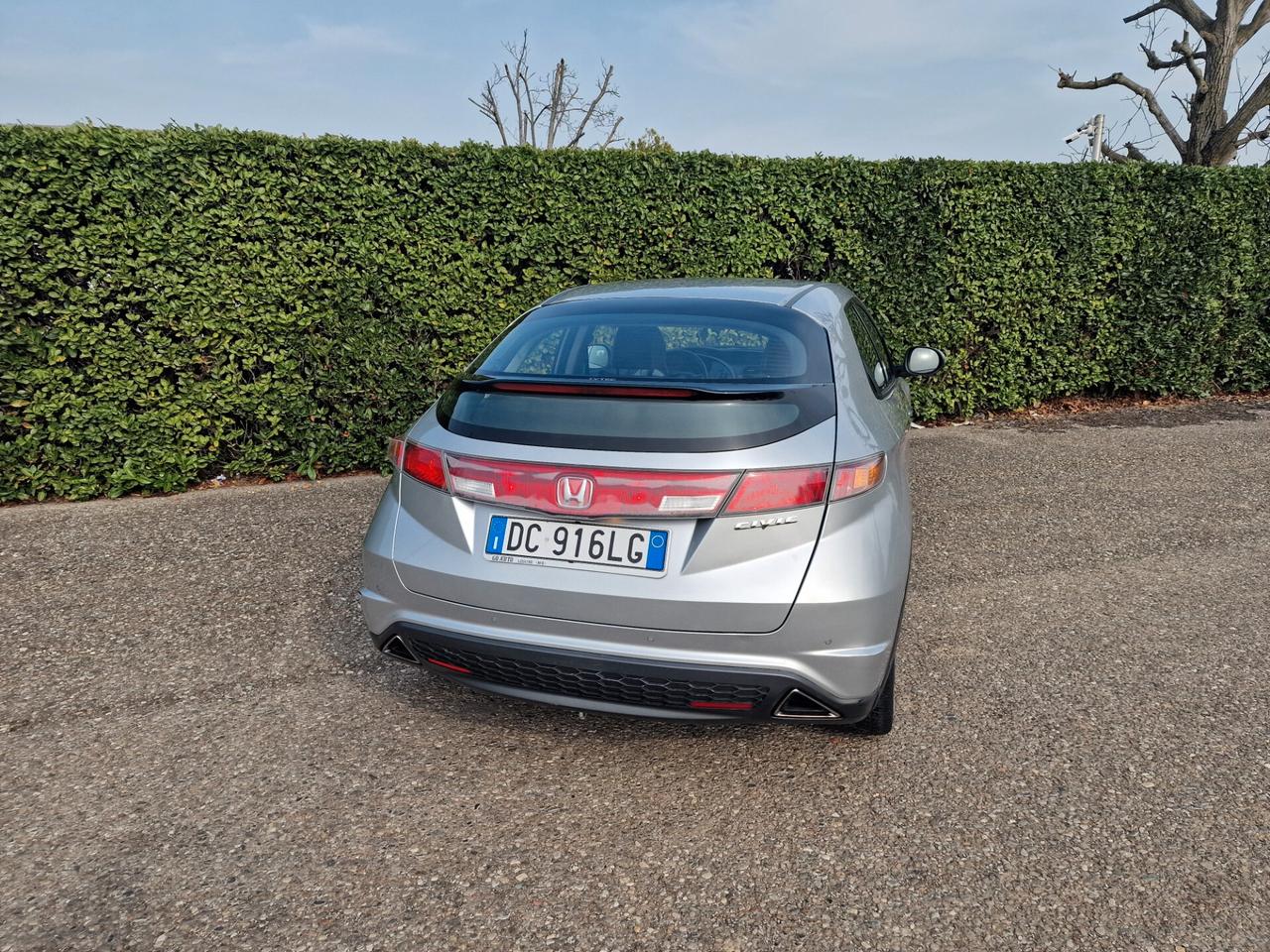Honda Civic 1.8 i-VTEC 5p Sport