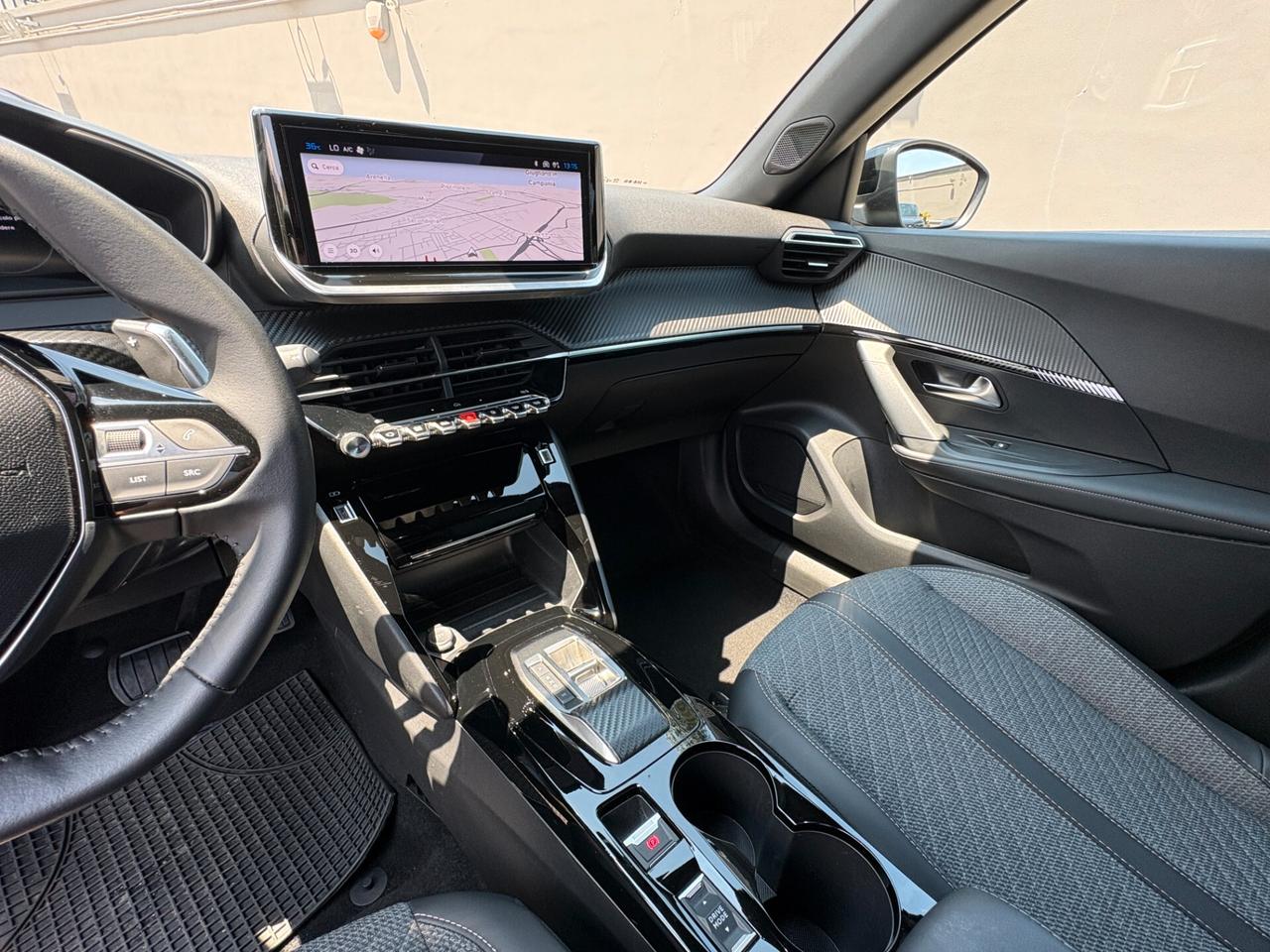 Peugeot 2008 Hybrid 110 e-DCS6 ALLURE PACK AUTOMATIC