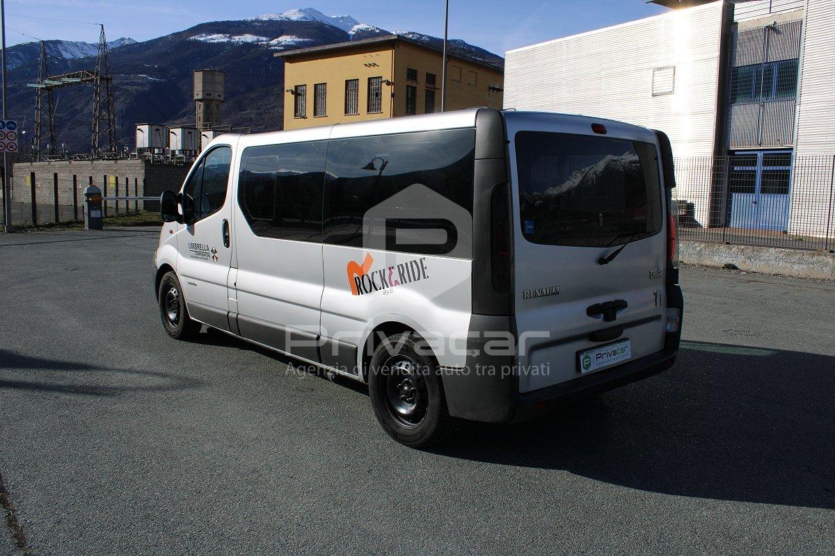 RENAULT Trafic T29 2.5 dCi/140 PL-TN Combi ICE