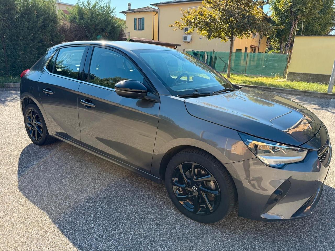 Opel Corsa 1.5 - NEOPATENTATI - 12 MESI DI GARANZIA -
