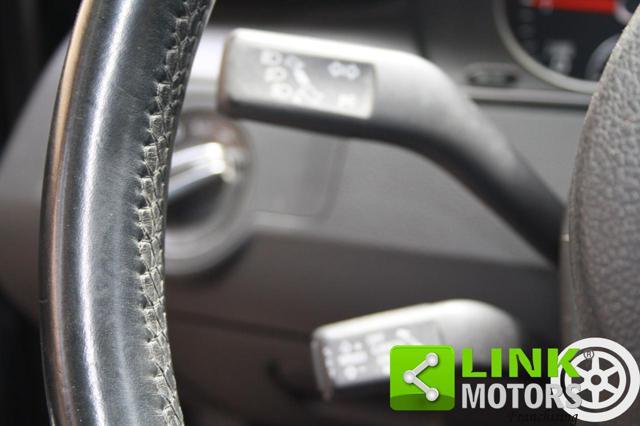 VOLKSWAGEN Passat Var. 2.0 TDI Highline Blue M.Tech.