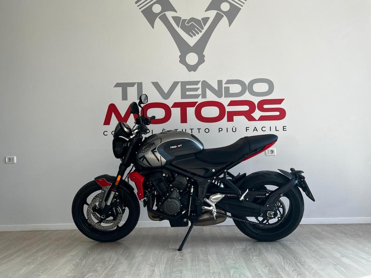 Triumph Trident 660
