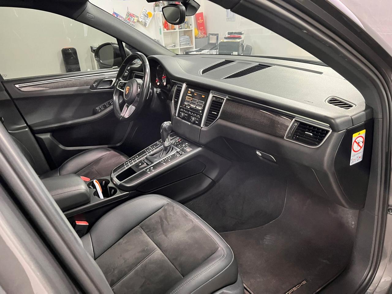 Porsche Macan 3.0 S Diesel tetto panoramico gangio traino