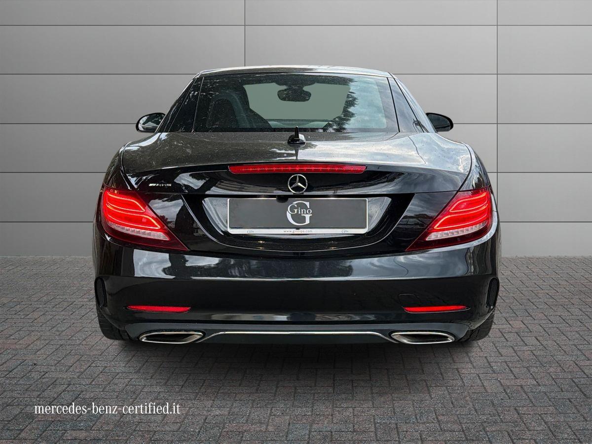 Mercedes-Benz SLC 180 AMG Line