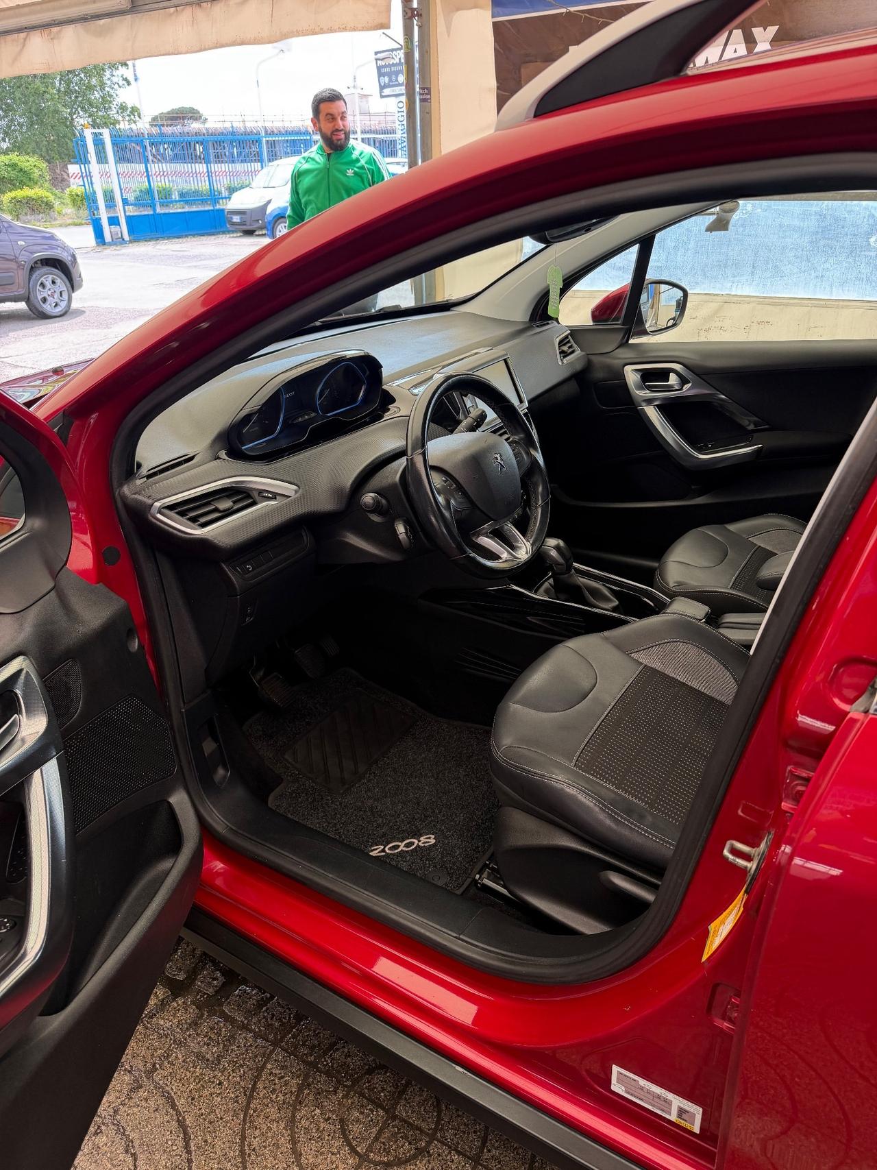 Peugeot 2008 BlueHDi 100 GT Line