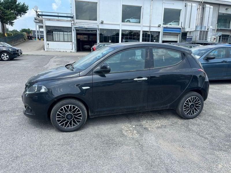 Lancia Ypsilon Ypsilon 1.0 FireFly 5 porte S&S Hybrid Platino