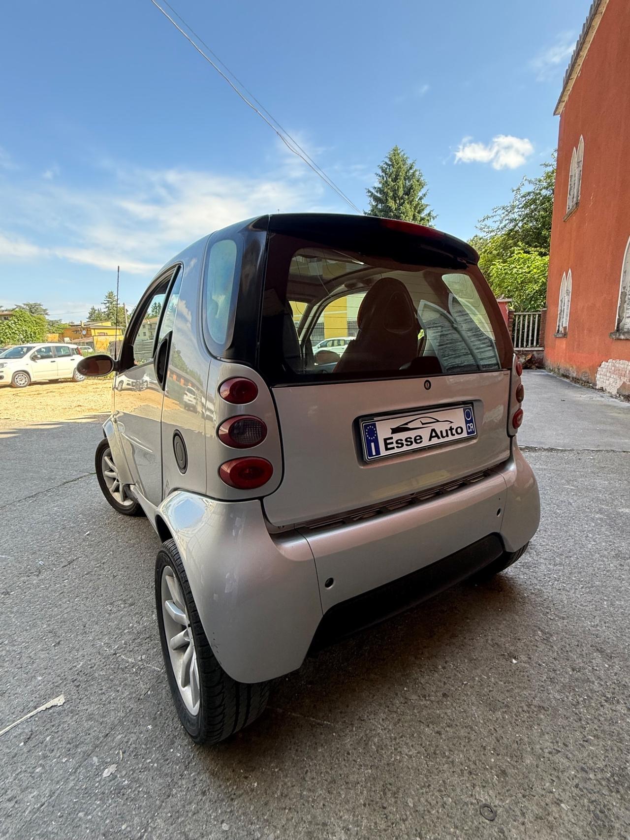 Smart ForTwo 700 coupé pure (37 kW)