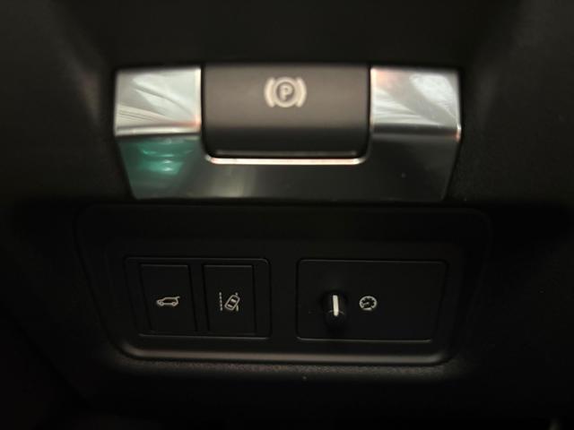 JAGUAR E-Pace SE 2.0D 180cv AWD VOLANTE RISCALDATO R.CAMERA