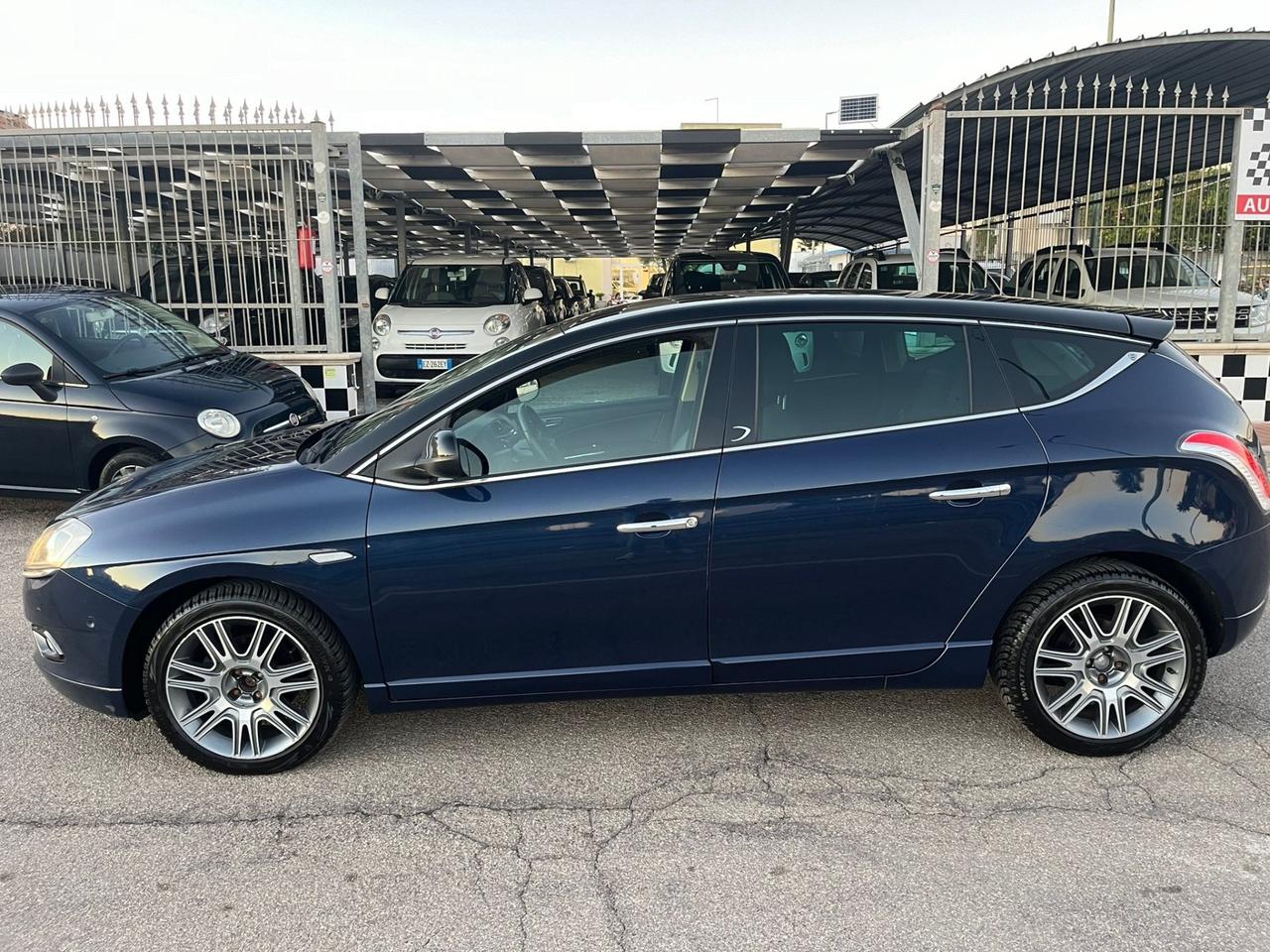 Lancia Delta 1.6 MJT Gold Unipro 2014