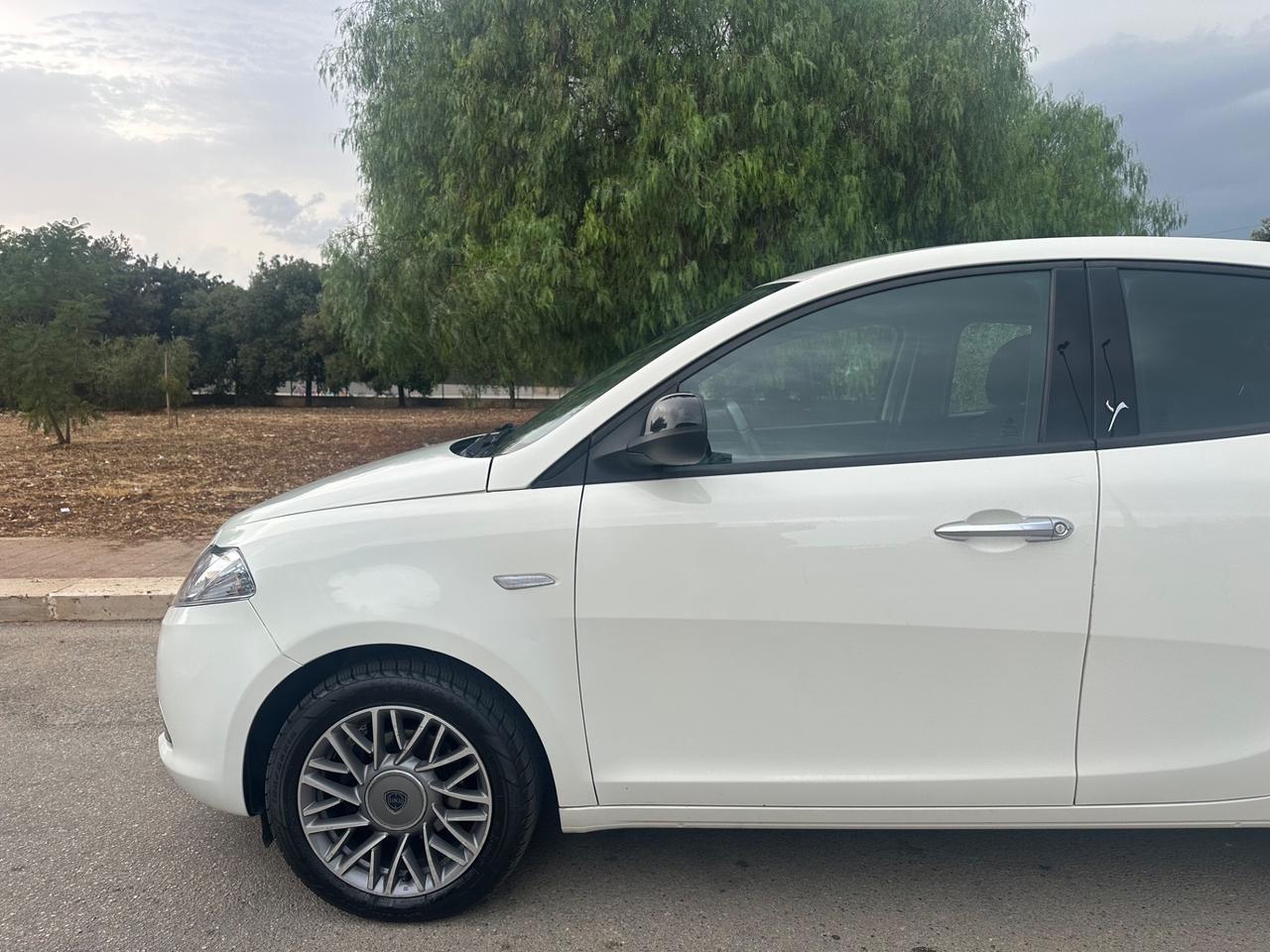Lancia YPSILON 1.2 BENZINA 2012 - SOLO 166 MILA KM
