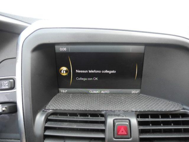 VOLVO XC60 D3 AWD Geartronic Summum autom.-UNICO PROPRIETARIO