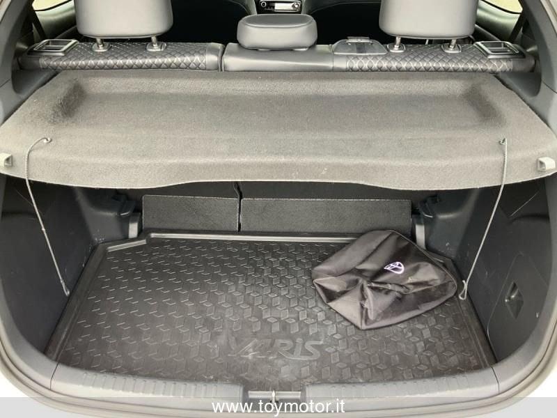 Toyota Yaris 4ª serie 1.5 Hybrid 5 porte Style