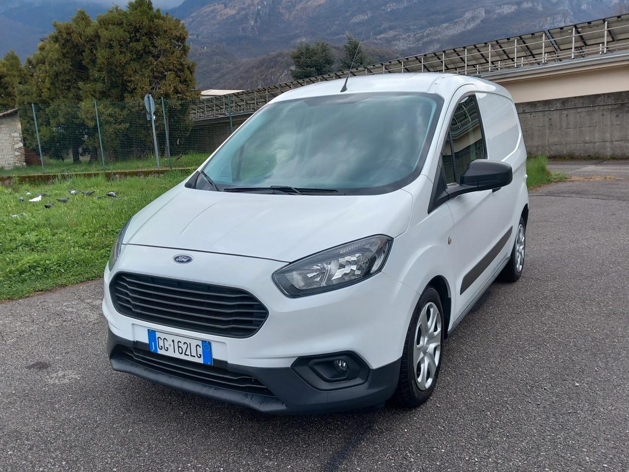 Ford Transit Courier 1.5 TDCi 75CV