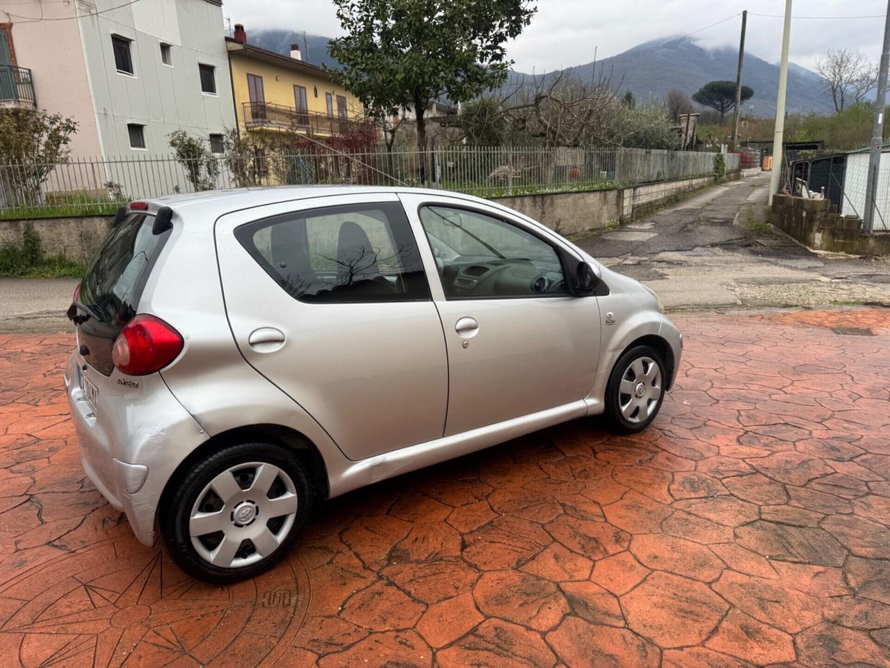 Toyota Aygo 1.0 5porte Consegna tutta Italia
