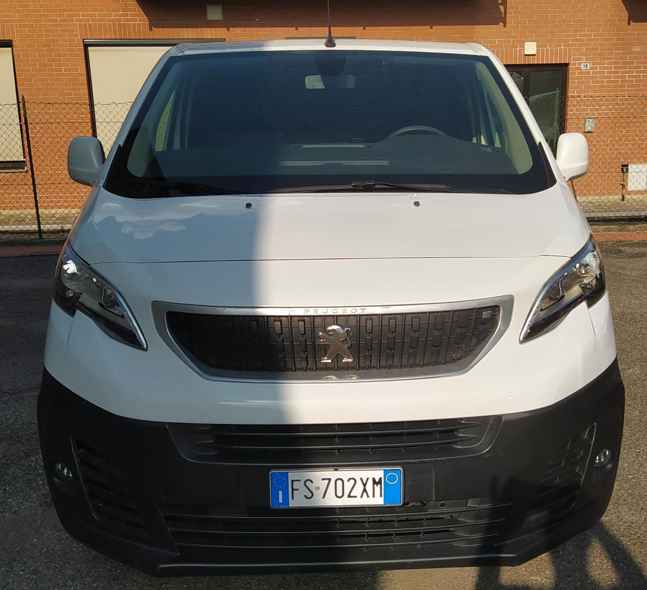 Peugeot Expert 2000 BlueHDi