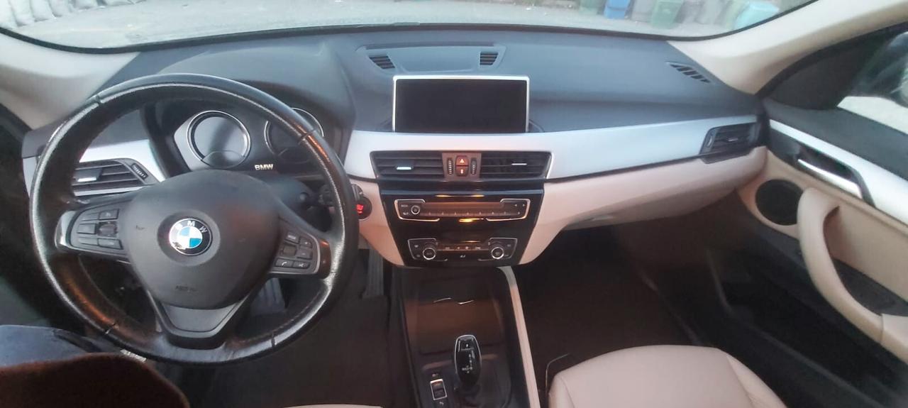 Bmw X1 sDrive18d Advantage