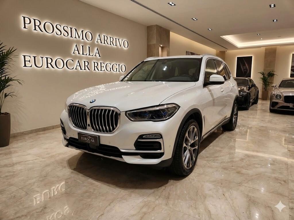 Bmw X5 3.0 xDrive 286CV 48V xLine 11/2020 Euro 6D temp Individual Tetto Radar