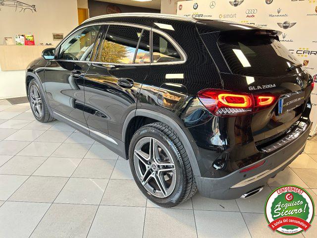 MERCEDES-BENZ GLA 200 d 150cv Auto Premium AMG