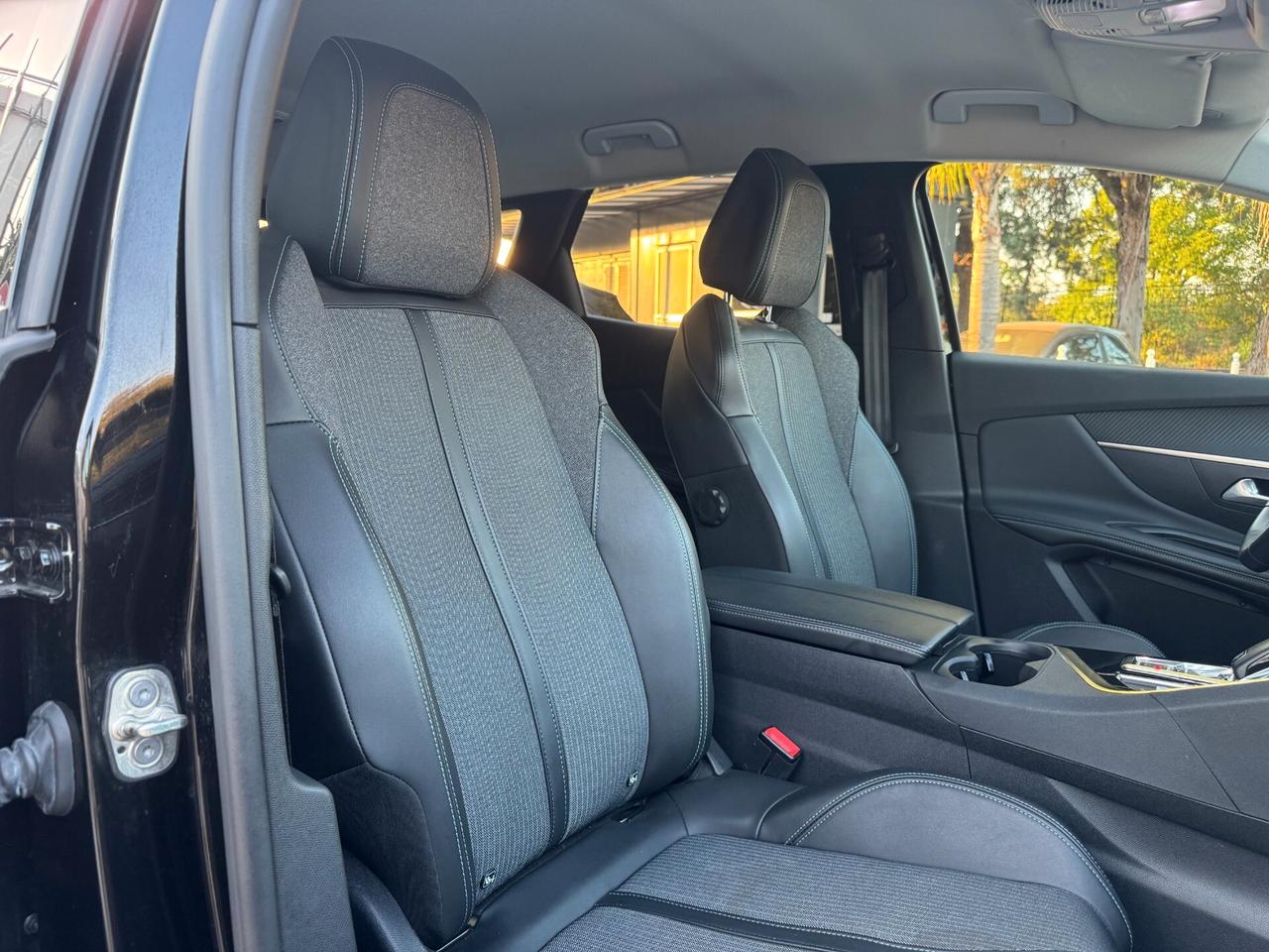 Peugeot 3008 BlueHDi 130 S&S EAT8 Allure Pack