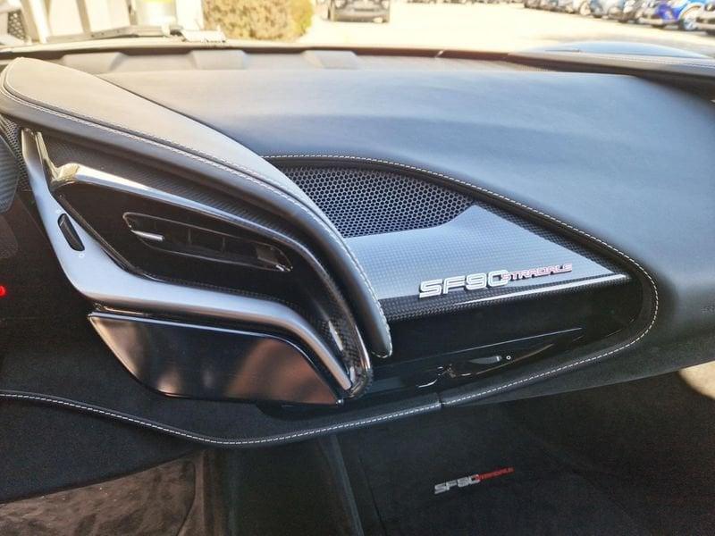 Ferrari SF90 SF90 Stradale