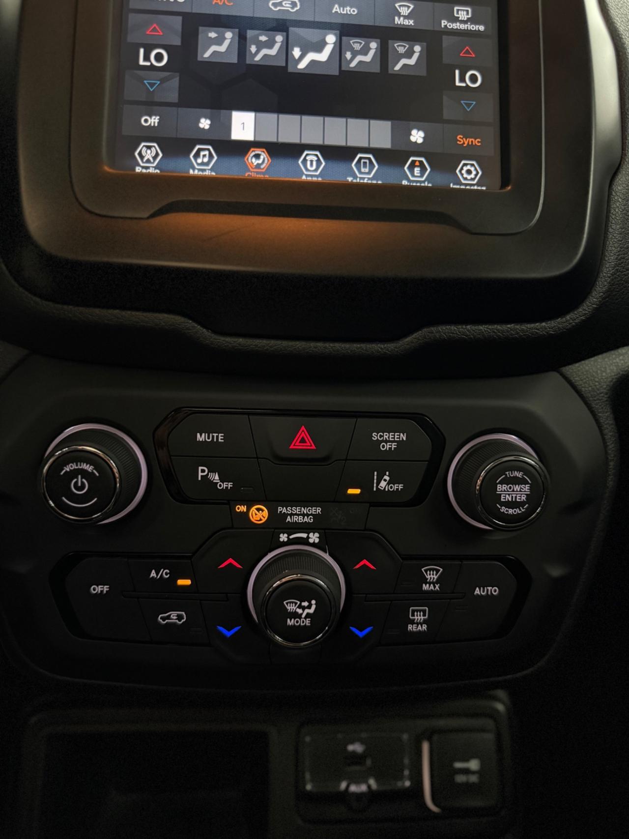 Jeep Renegade 1.3 T4 DDCT Limited