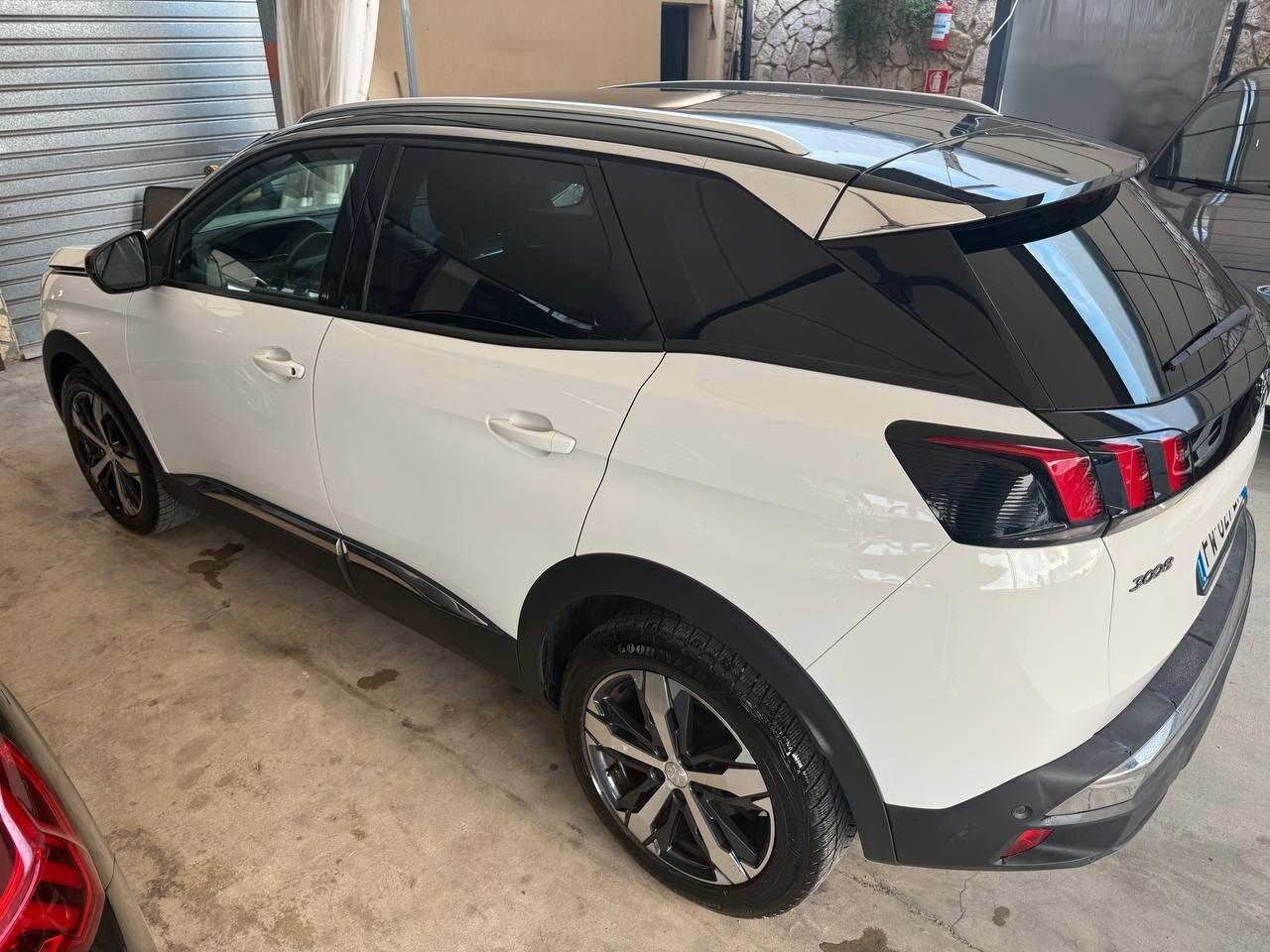Peugeot 3008 2019 Allure 1.5 130CV Castelletto Modificato