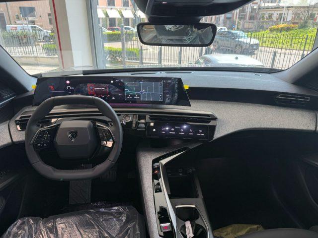 PEUGEOT 3008 Hybrid 136 e-DCS6 Allure+Panoramic Nav+Vision 360
