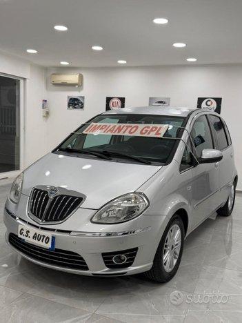 Lancia Musa Ecochic GPL 2011