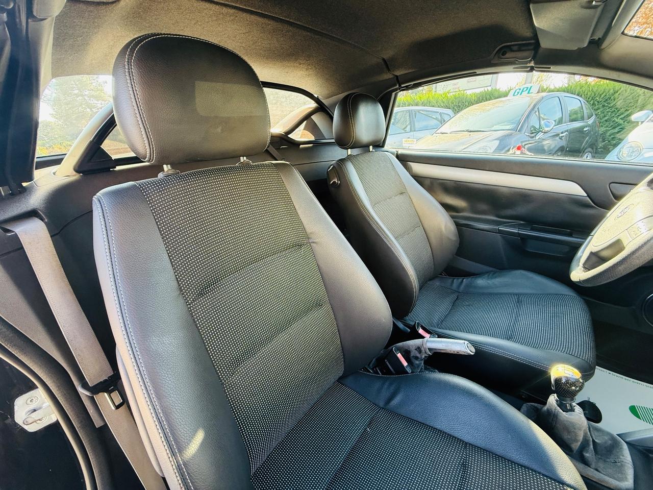 Opel Tigra TwinTop 1.4 Sport Ok NEOPATENTATI