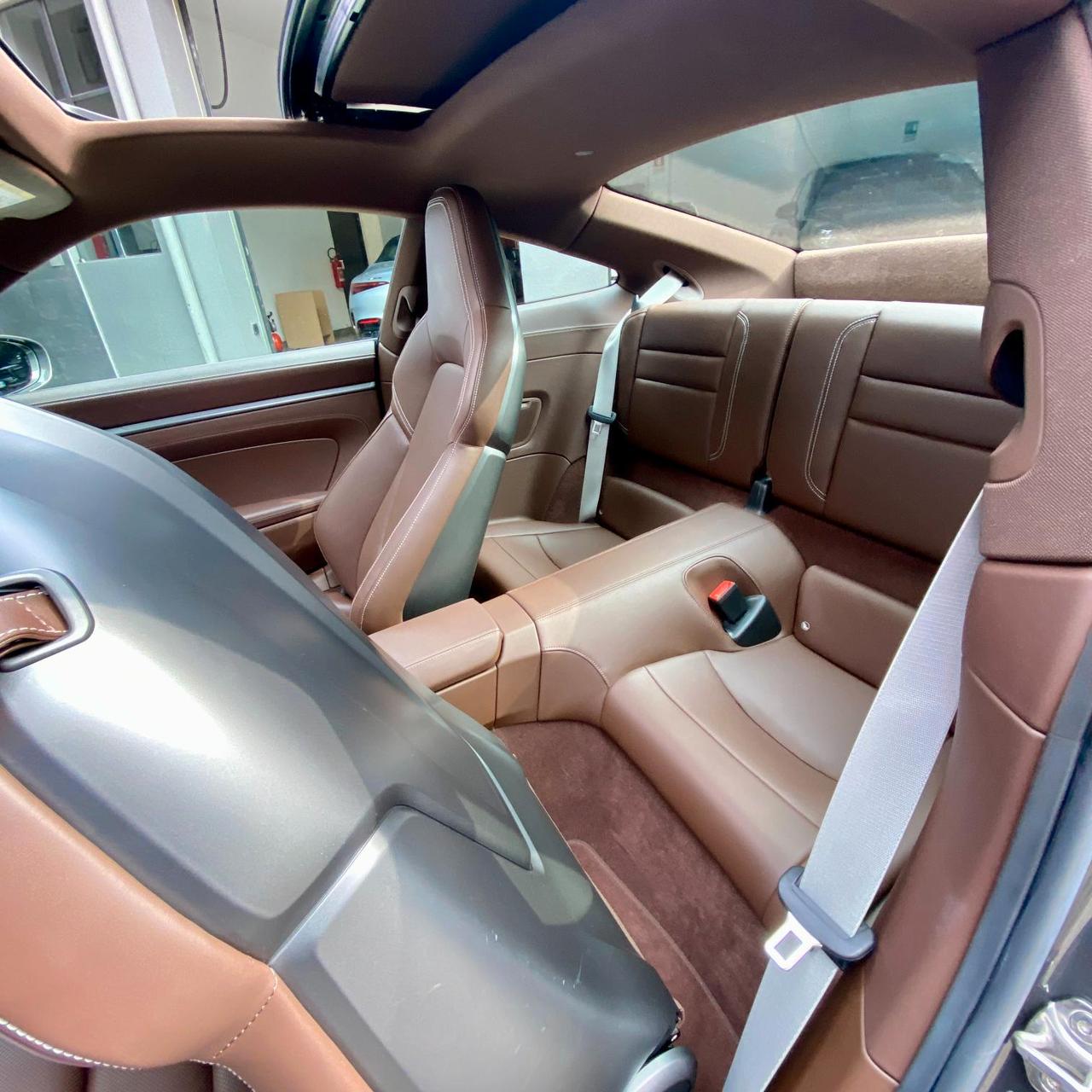 Porsche 911 Coupe 3.0 Carrera 4S auto